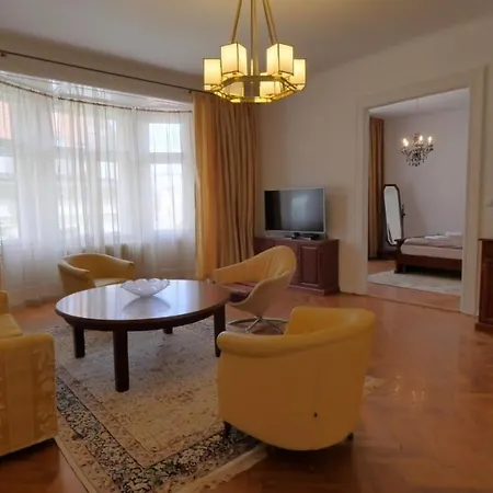 Velky 3i Apartman V Centre Mesta * Bratislava