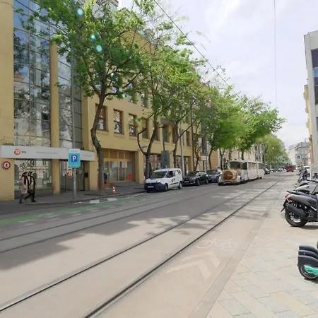 Velky 3i Apartman V Centre Mesta Apartment *