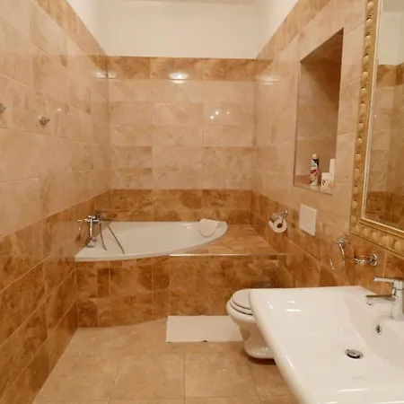 Velky 3i Apartman V Centre Mesta Bratislava