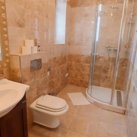 Velky 3i Apartman V Centre Mesta * Bratislava